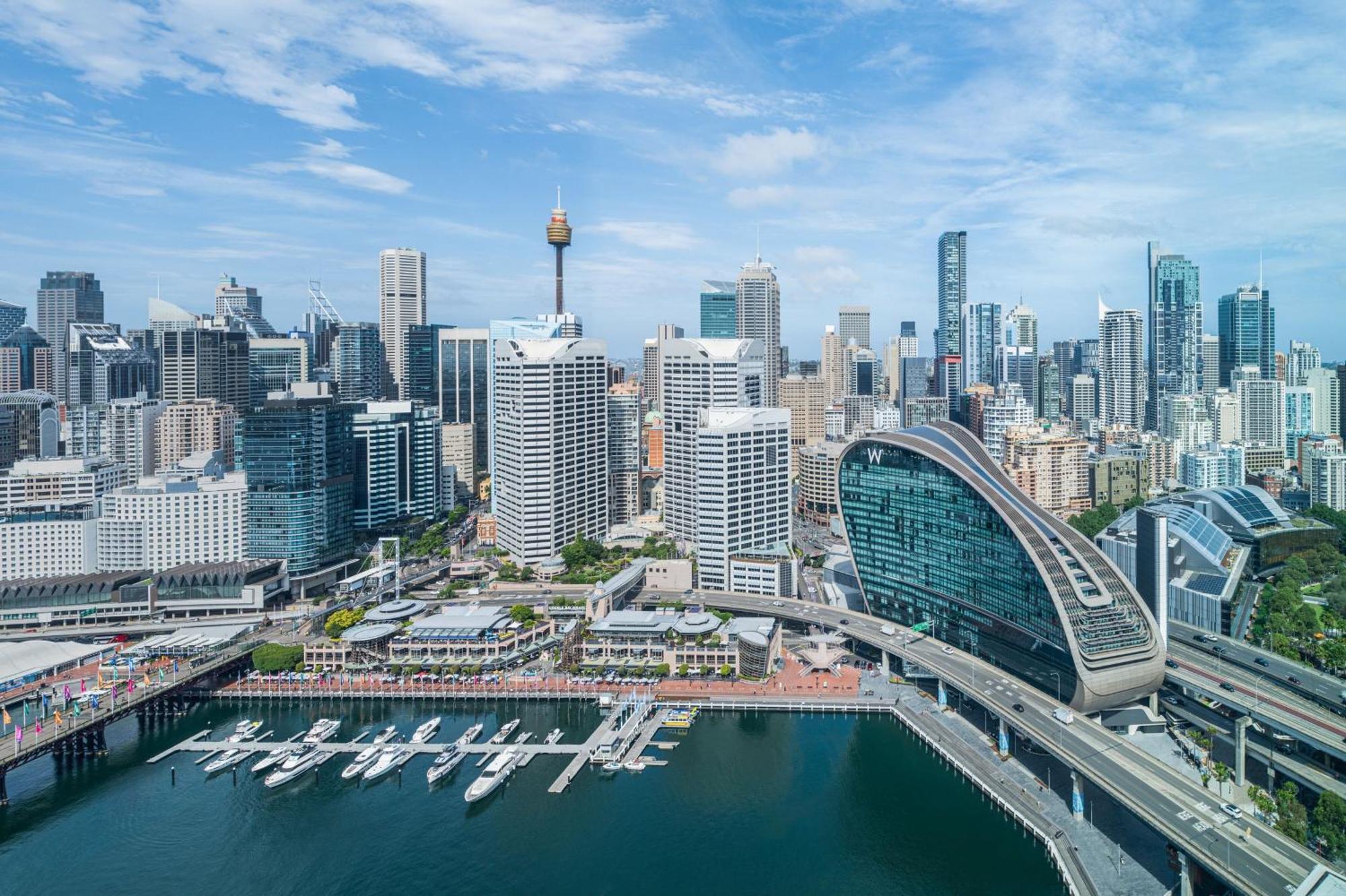 فندق W سيدني المظهر الخارجي الصورة Aerial view of the Sydney CBD
